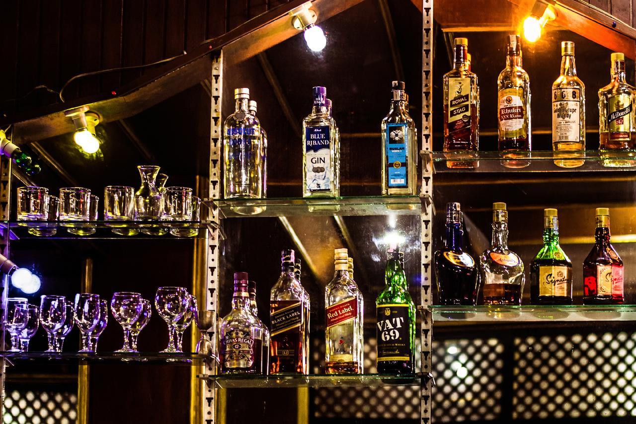 Hotel Kamal Катманду Экстерьер фото