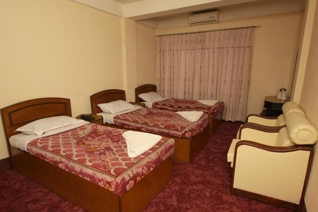 Hotel Kamal Катманду Экстерьер фото
